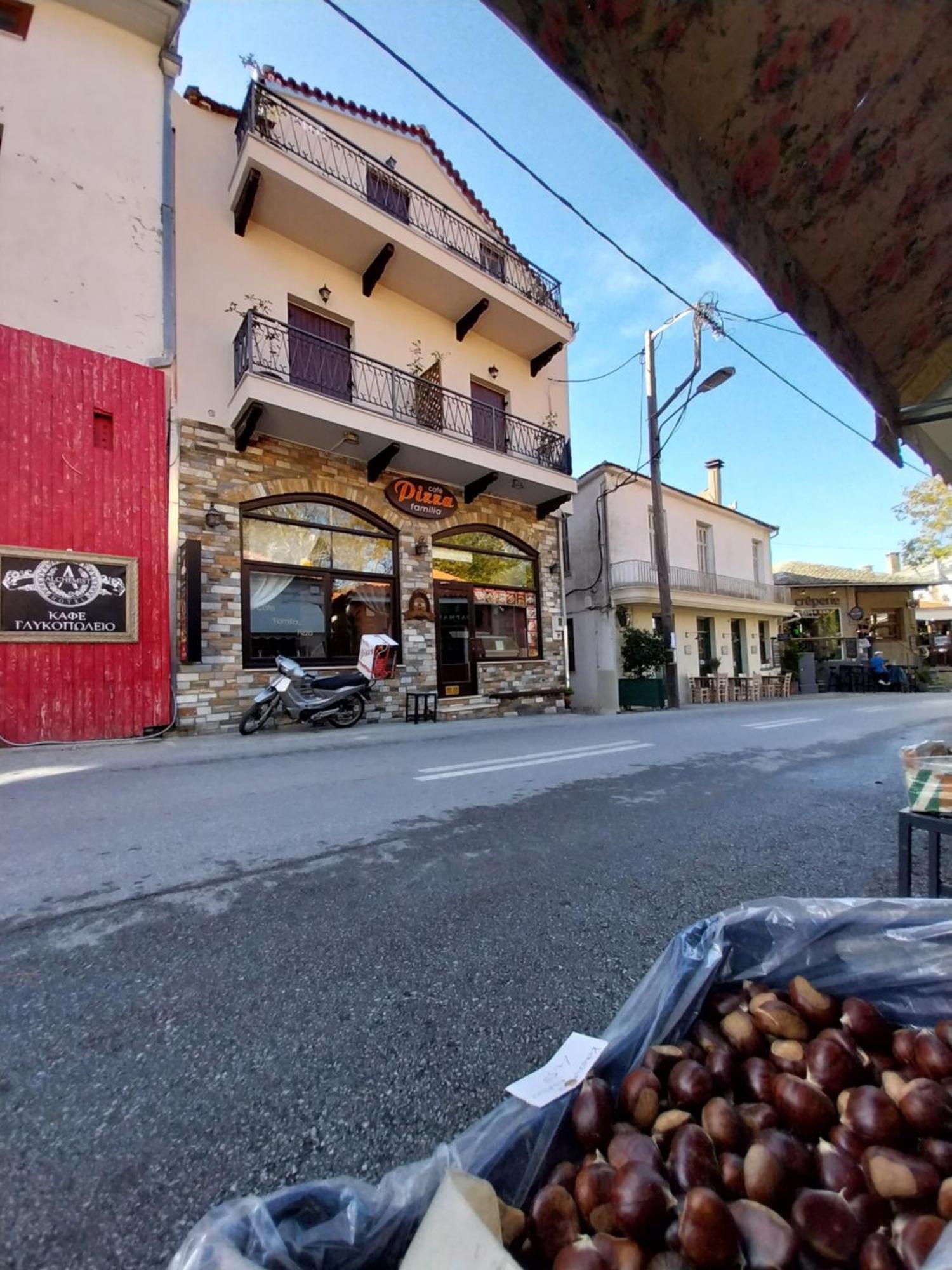 Marousos Central Guesthouse Portaria  Ngoại thất bức ảnh