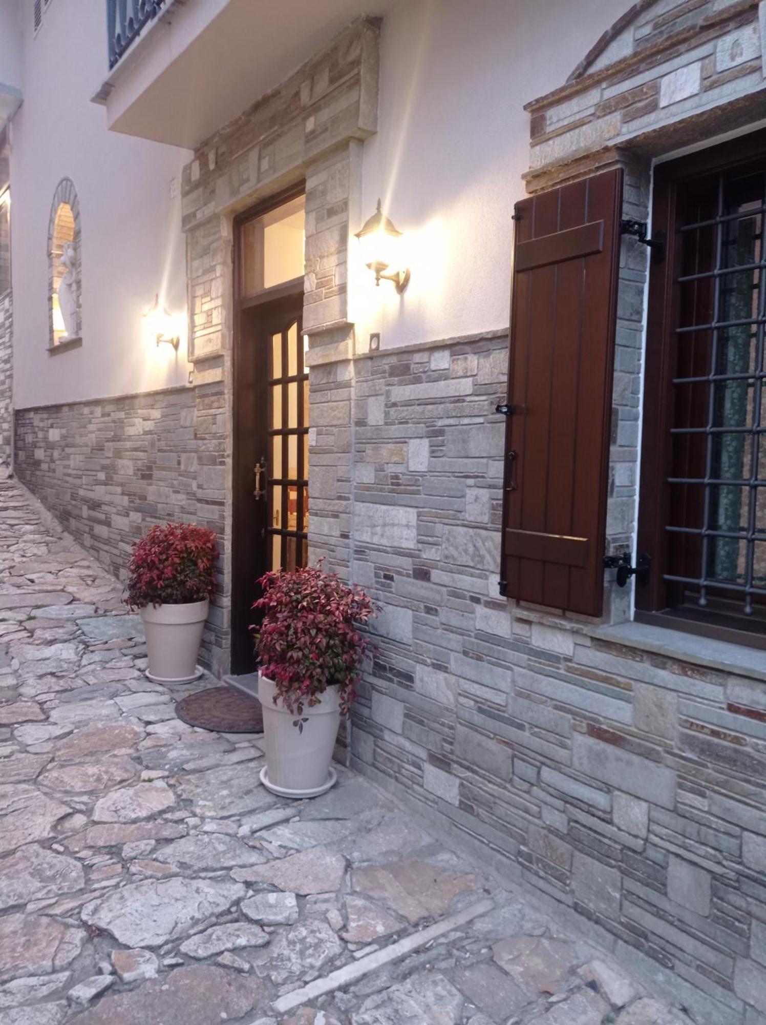Marousos Central Guesthouse Portaria  Ngoại thất bức ảnh