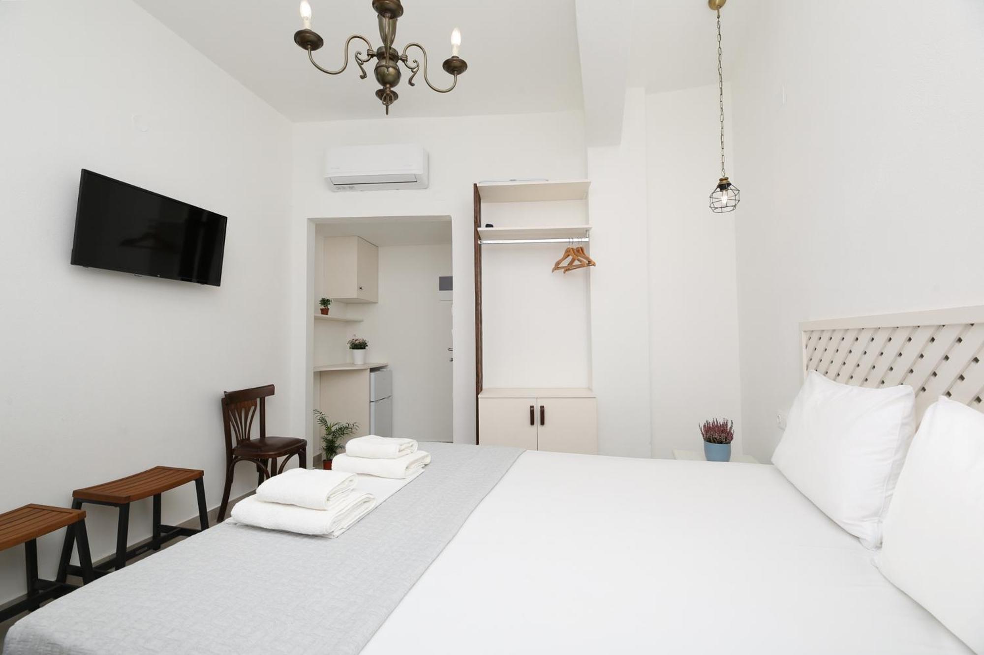 Marousos Central Guesthouse Portaria  Ngoại thất bức ảnh